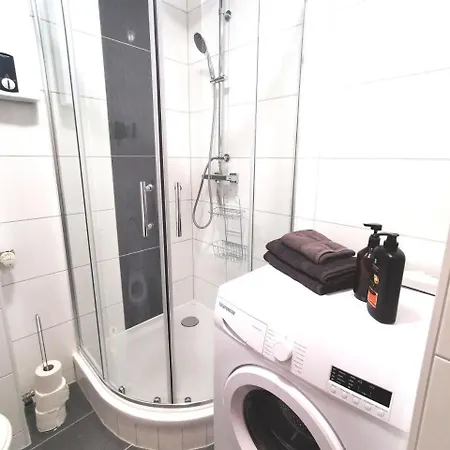 2-zimmer Mit Balkon In
